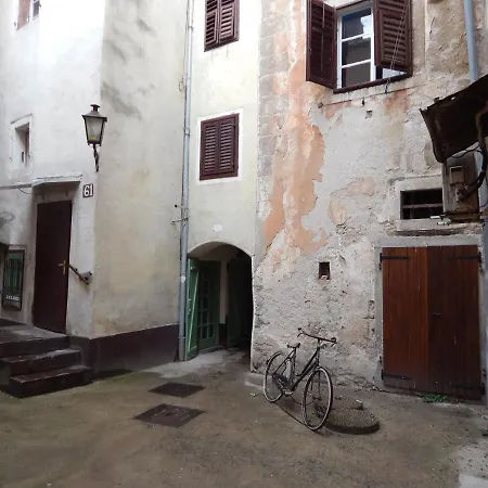Old Town Apartment